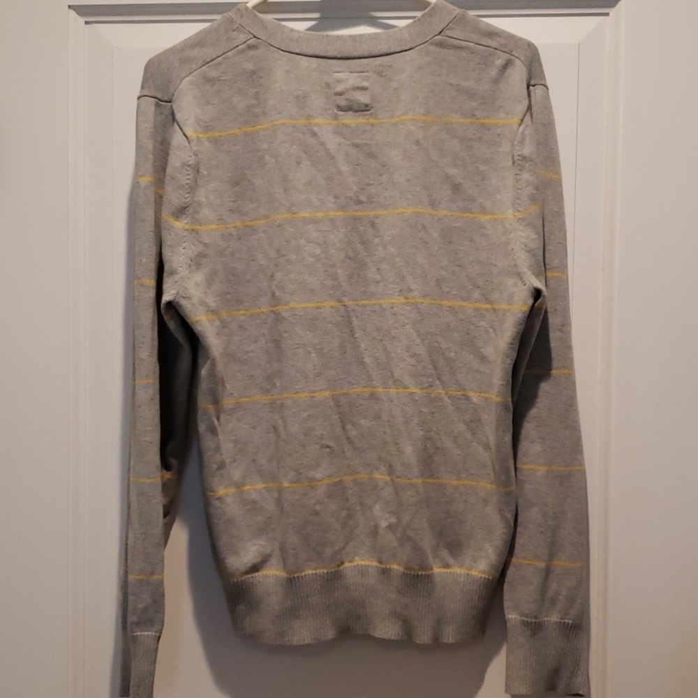 Sweater - Picture 2 of 3
